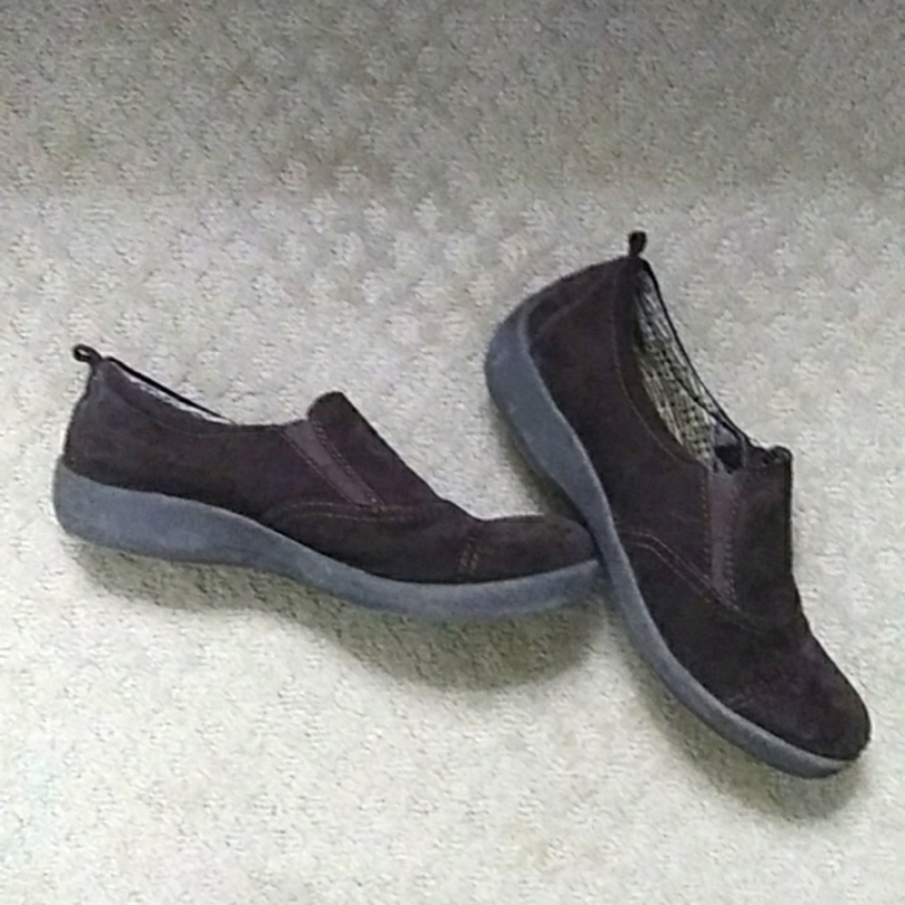 Genuine suede Easy Spirit loafers